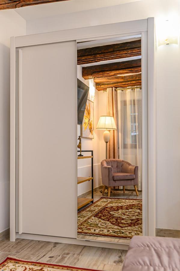 Dimora Np - Brasov Apartman Kültér fotó